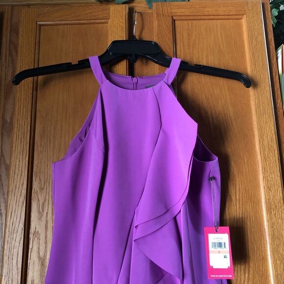 NWT Vince Camuto Halter Ruffle Front Crêpe Sleeveless Sheath Dress - 2 - Picture 3 of 13